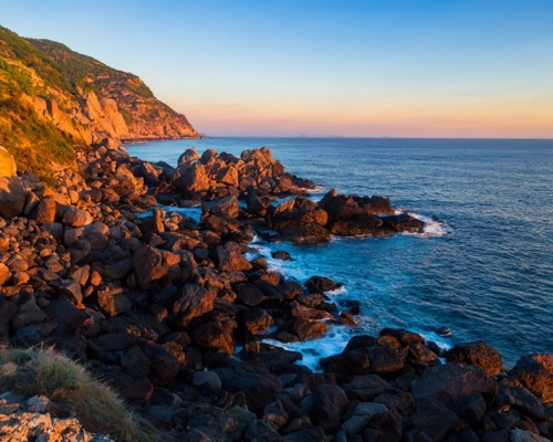 Coastal Sunset Serenity FREE Stock Photo, coast,  sunset,  ocean picture