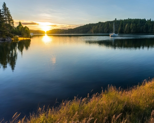 Ruhiger Sonnenuntergangsspaziergang KOSTENLOSES Stock-Photo-Bild, Sonnenuntergang,  See,  Ruhe