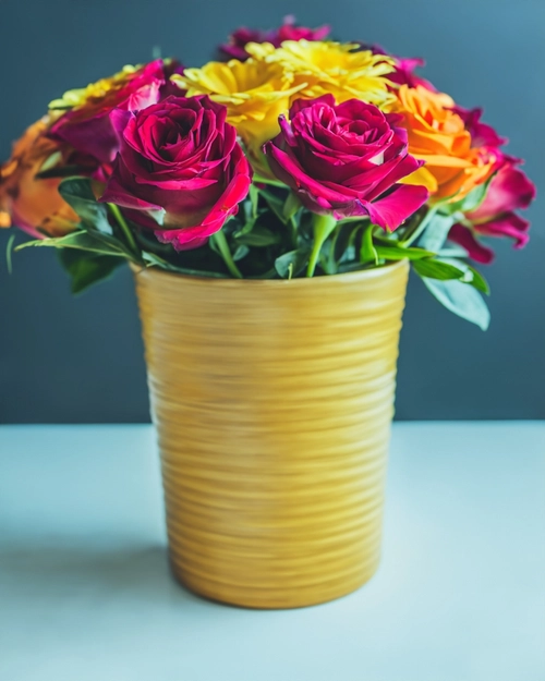 Lebendiges Blumenarrangement KOSTENLOSES Stock-Photo-Bild, Rosen,  Blumenstrauß,  Blumen